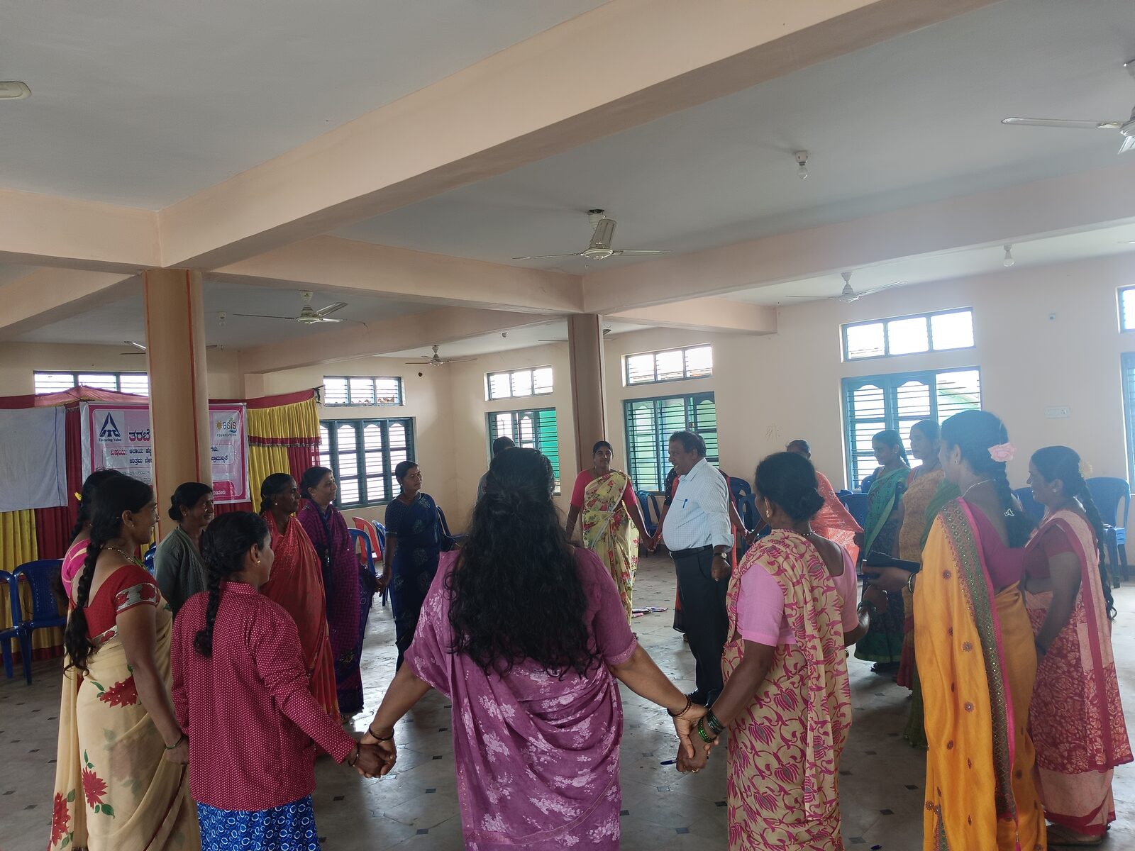 Group energiser during training